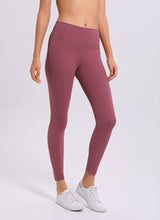 Victoria Performance Leggings
